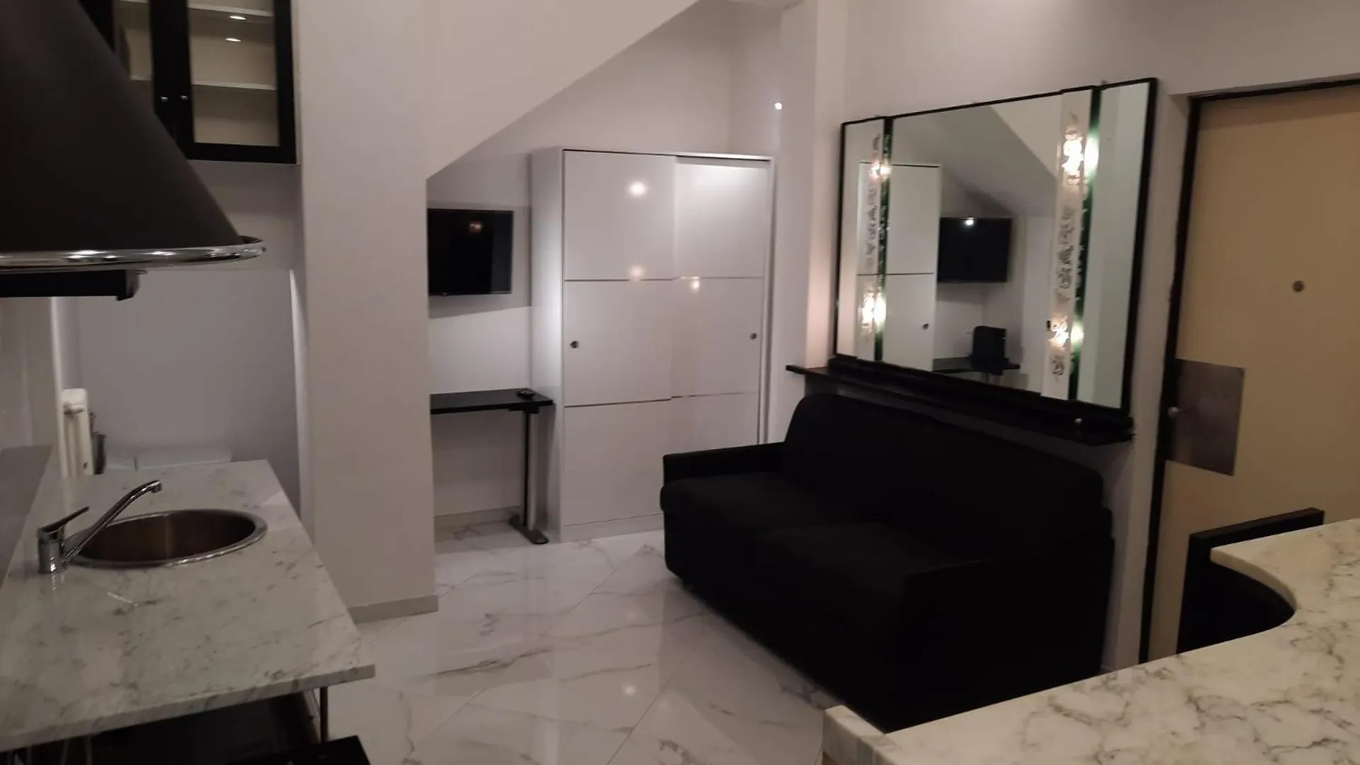 Studio Apartment Santa Caterina Bolonia 0*,